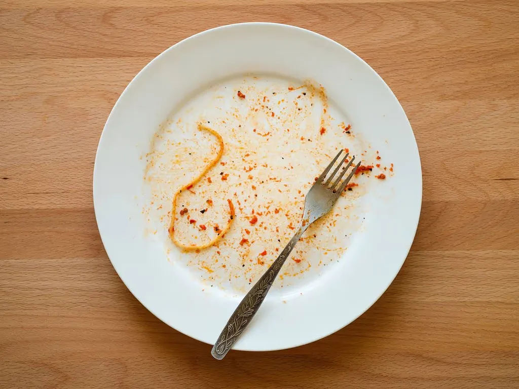 dinnerware shows stains