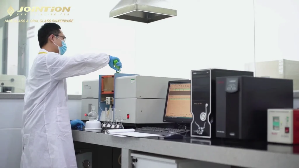 Atomic Absorption Spectrophotometer (AAS)